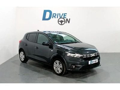 Occasion Dacia Sandero Expression 101 ch (74 kW) 2023 Gris Berline