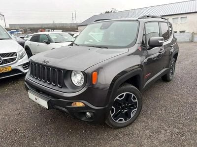 Occasion Jeep Renegade Trailhawk 170 ch (125 kW) 2016 Gris SUV