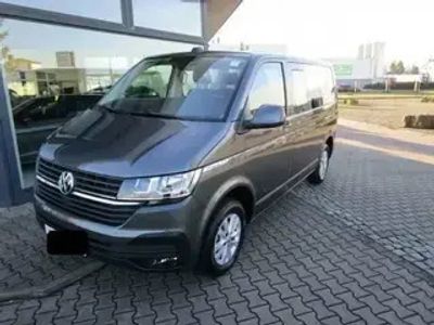 VW Caravelle