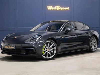 Porsche Panamera 4