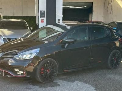 Occasion Renault Clio IV Trophy 220 ch (161 kW) 2016 Citadine