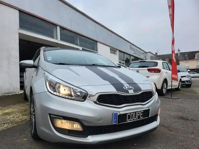 Gris Occasion 2016 Kia ProCeed Citadine | 9 990 €