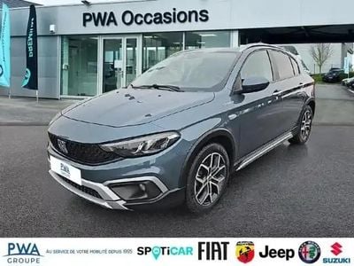 Occasion Fiat Tipo Cross 2022 Bleu oceano métallisé Berline