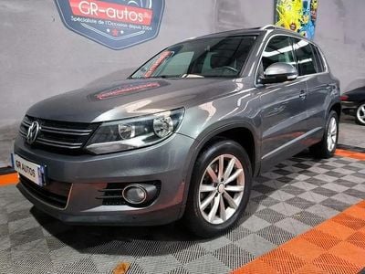 Gris Occasion 2015 VW Tiguan LOUNGE SUV | 13 500 € (Prix juste)