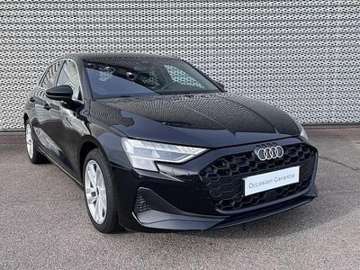 Noir mythique métallisé Occasion 2025 Audi A3 Business | 28 900 € (Bon prix)