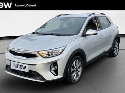 Gris Occasion 2022 Kia Stonic Active SUV | 16 990 € (Prix juste)