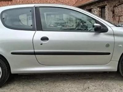 Occasion Peugeot 206 75 ch (55 kW) 2009 Gris Berline