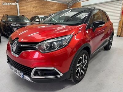 Rouge Occasion 2015 Renault Captur SUV | 7 990 € (Bon prix)