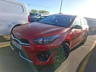 Rouge Occasion 2023 Kia Ceed Sportswagon GT-Line Break | 13 480 € (Prix juste)