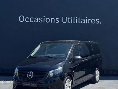 Noir Occasion 2023 Mercedes Vito Van | 47 599 € (Prix assez cher)