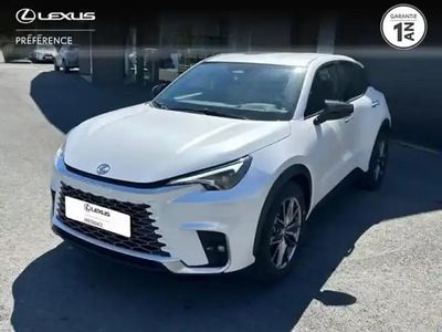 Blanc arctique métallisé Occasion 2025 Lexus LBX SUV | 41 900 € (Prix cher)