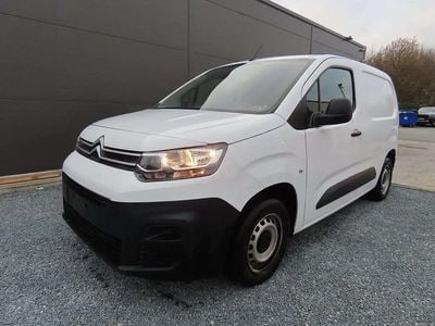 Blanc Occasion 2022 Citroën Berlingo PureTech Monospace | 11 900 €