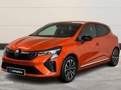 Orange Occasion 2024 Renault Clio V Techno Berline | 20 499 € (Prix juste)