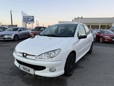 Blanc Occasion 2007 Peugeot 206 Berline | 6 490 €