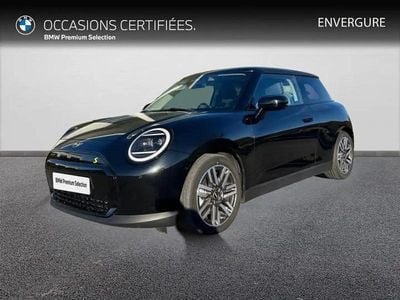 Noir Occasion 2024 Mini Cooper SE Classic Citadine | 36 890 €