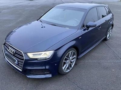 Bleu Occasion 2016 Audi A3 S-line plus Berline | 10 990 € (Prix juste)