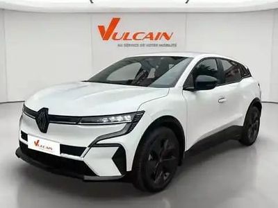 Blanc Occasion 2024 Renault Megane E-Tech Berline | 25 490 € (Prix juste)
