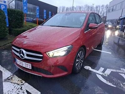 Occasion Mercedes B180 Business 116 ch (85 kW) 2022 Rouge Monospace