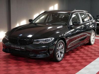 BMW 330e