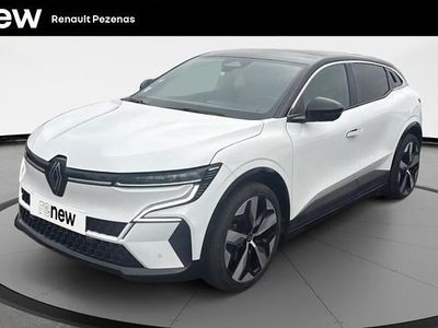 Blanc Occasion 2022 Renault Megane E-Tech Techno Berline | 26 799 € (Prix assez cher)