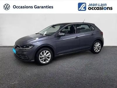 Gris Occasion 2024 VW Polo R-line Berline | 24 490 € (Prix juste)