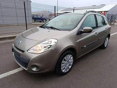 Beige Occasion 2010 Renault Clio GrandTour Authentique Break | 3 400 €