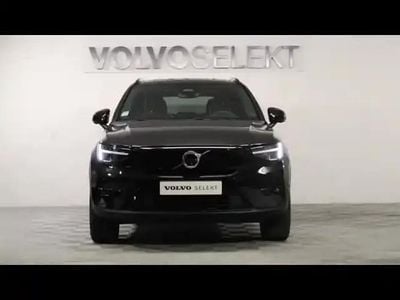 Noir onyx métallisé Occasion 2025 Volvo EX40 Plus SUV | 42 900 € (Bon prix)