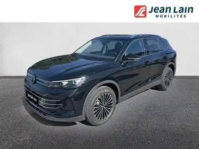 Noir Occasion 2025 VW Tiguan Elegance SUV | 55 155 €