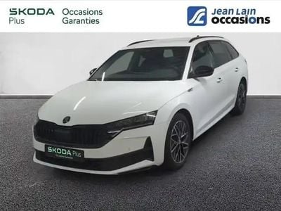 Blanc Occasion 2024 Skoda Octavia SportLine Break | 30 890 € (Prix assez cher)