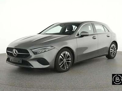 Occasion Mercedes A180 Business 116 ch (85 kW) 2024 Gris Citadine