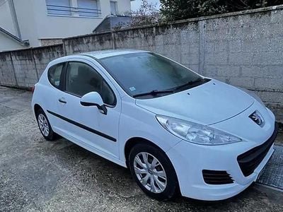 Occasion 2010 Peugeot 207 Premium Berline | 2 500 € (Prix juste)