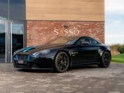 Noir Occasion 2018 Aston Martin V12 Vantage Coupé | 219 040 €