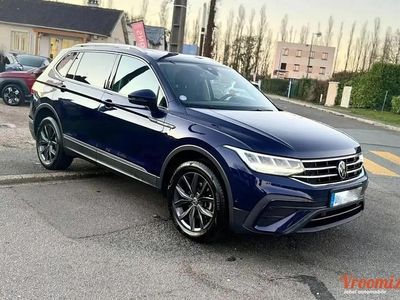 Bleu Occasion 2023 VW Tiguan Allspace Business SUV | 28 990 € (Prix juste)