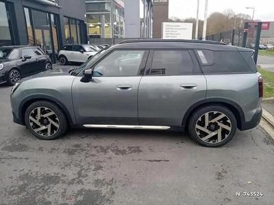 Gris Occasion 2024 Mini Cooper Countryman Favoured SUV | 48 990 €