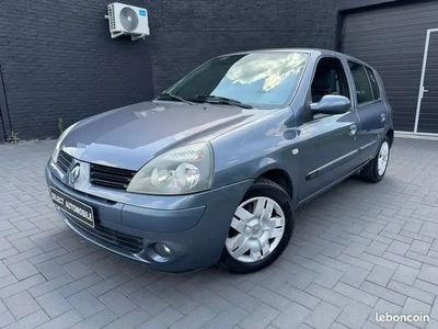 Renault Clio II