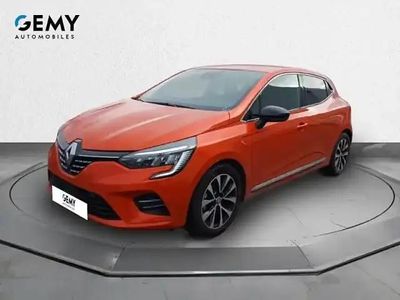 Occasion Renault Clio V 2022 Orange clair Berline