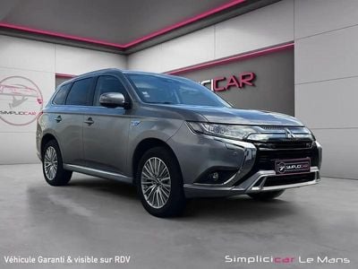 Occasion Mitsubishi Outlander P-HEV Intense 135 ch (99 kW) 2018 Gris Break