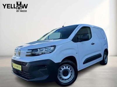Blanc Occasion 2024 Peugeot Partner Monospace | 19 890 € (Prix juste)