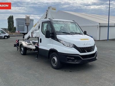 Blanc Occasion 2022 Iveco Daily Van | 94 680 €