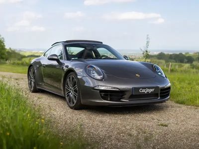 Porsche 911 Carrera 4S