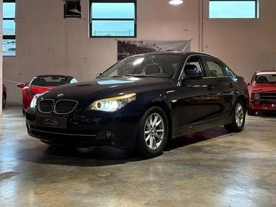 Bleu Occasion 2009 BMW 523 Berline | 11 900 €