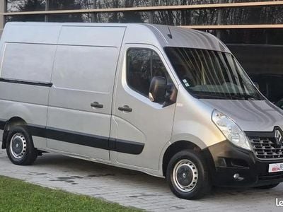 Gris Occasion 2015 Renault Master Van | 11 000 € (Prix juste)