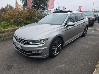 Gris Occasion 2015 VW Passat R-line Berline | 14 990 €