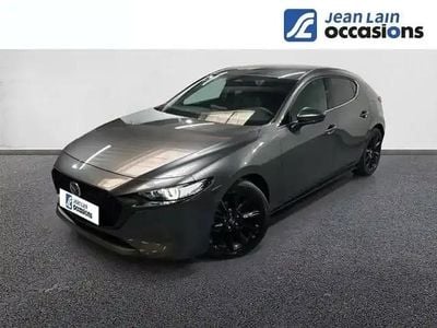 Gris Nouvelle 2025 Mazda 3 Berline | 34 990 € (Prix assez cher)