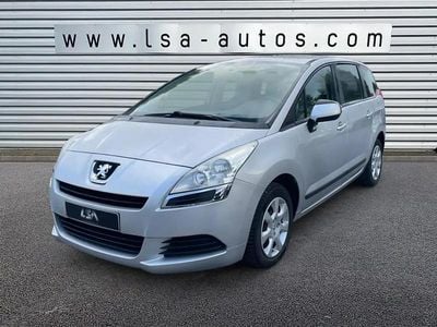Gris Occasion 2013 Peugeot 5008 Access Monospace | 7 980 € (Prix assez cher)