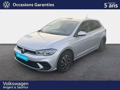 Reflet argent metallise Occasion 2025 VW Polo S Berline | 19 782 € (Prix juste)