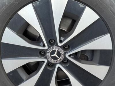 Mercedes V300