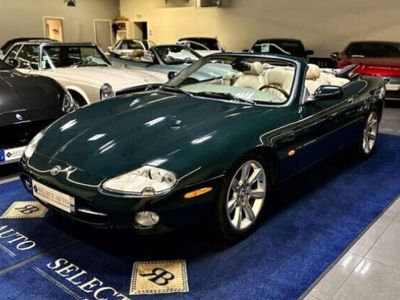 Jaguar XK8