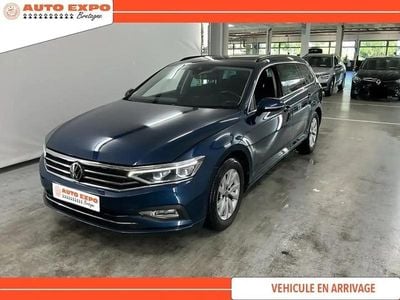Bleu Occasion 2021 VW Passat Business Break | 19 490 € (Super prix)