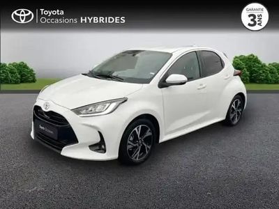 Blanc Occasion 2024 Toyota Yaris Hybrid Design Berline | 20 480 € (Prix juste)